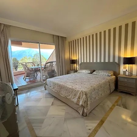 Magna Apartment Marbella
